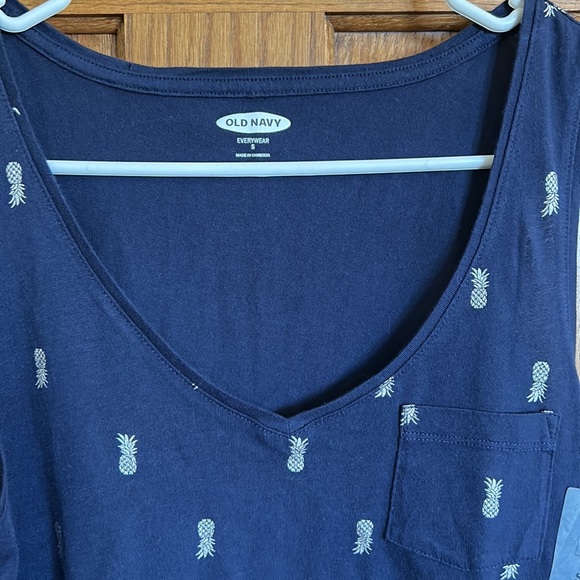 Old Navy NWT Everywear Tank Top - Picture 5 of 5
